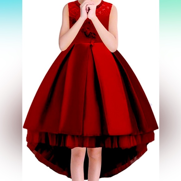 Beautiful Princess Girls Dress with Train - Picture 2 of 8